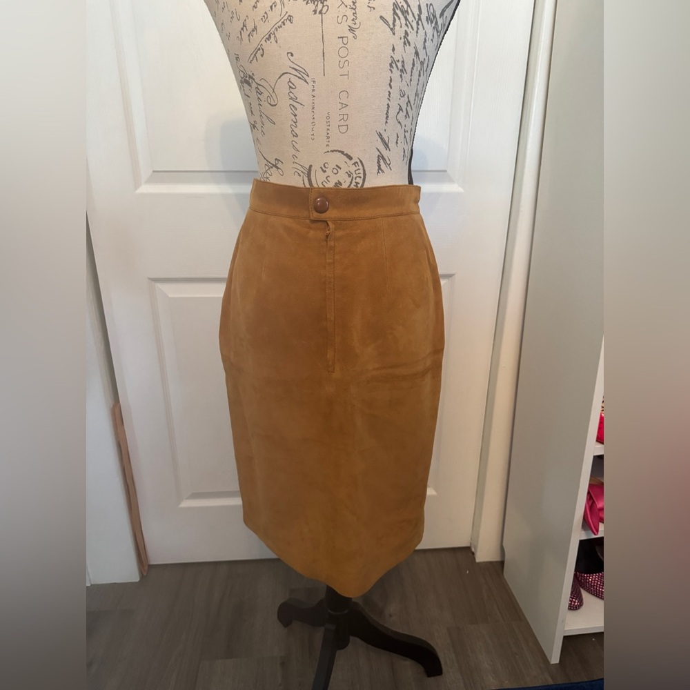 Vintage Loewe Suede Skirt 38 - Picture 5 of 10
